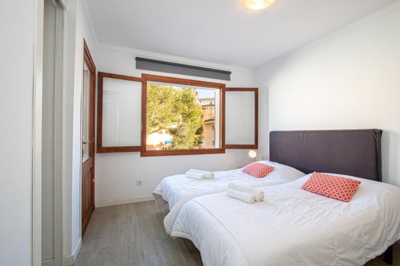 Apartments Playa Alcudia  Bagian luar foto