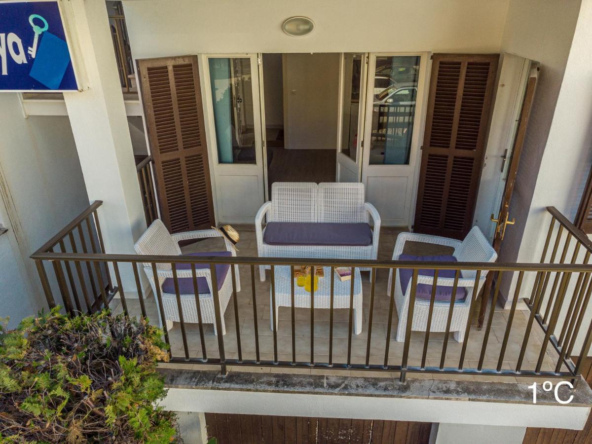 Apartments Playa Alcudia  Bagian luar foto